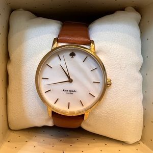 Brown leather Kate Spade watch- runs beautifully!
